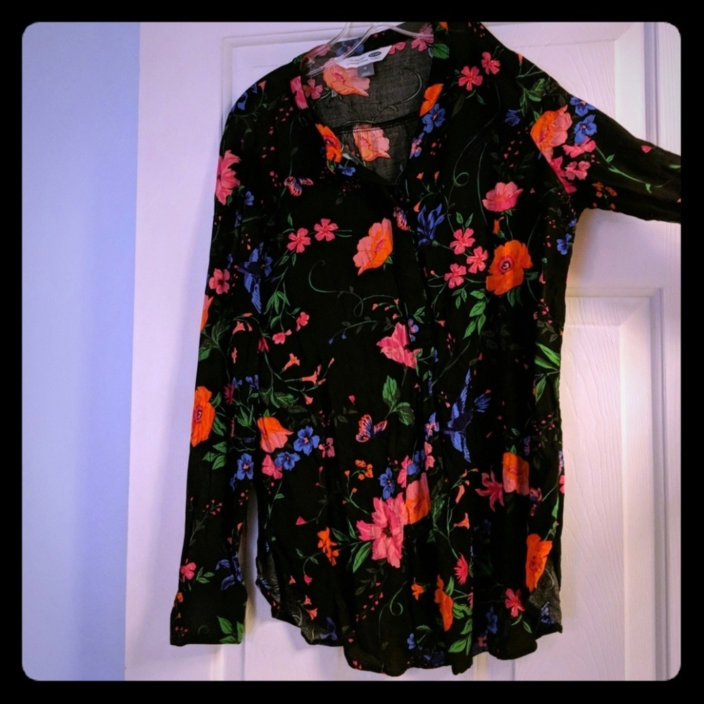 Button up flowered blouse